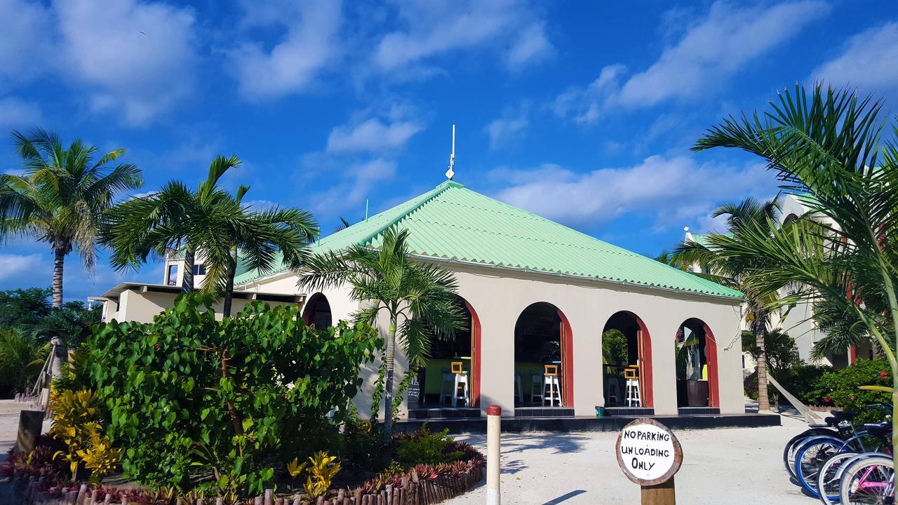 Tres Cocos Resort San Pedro  Exterior photo
