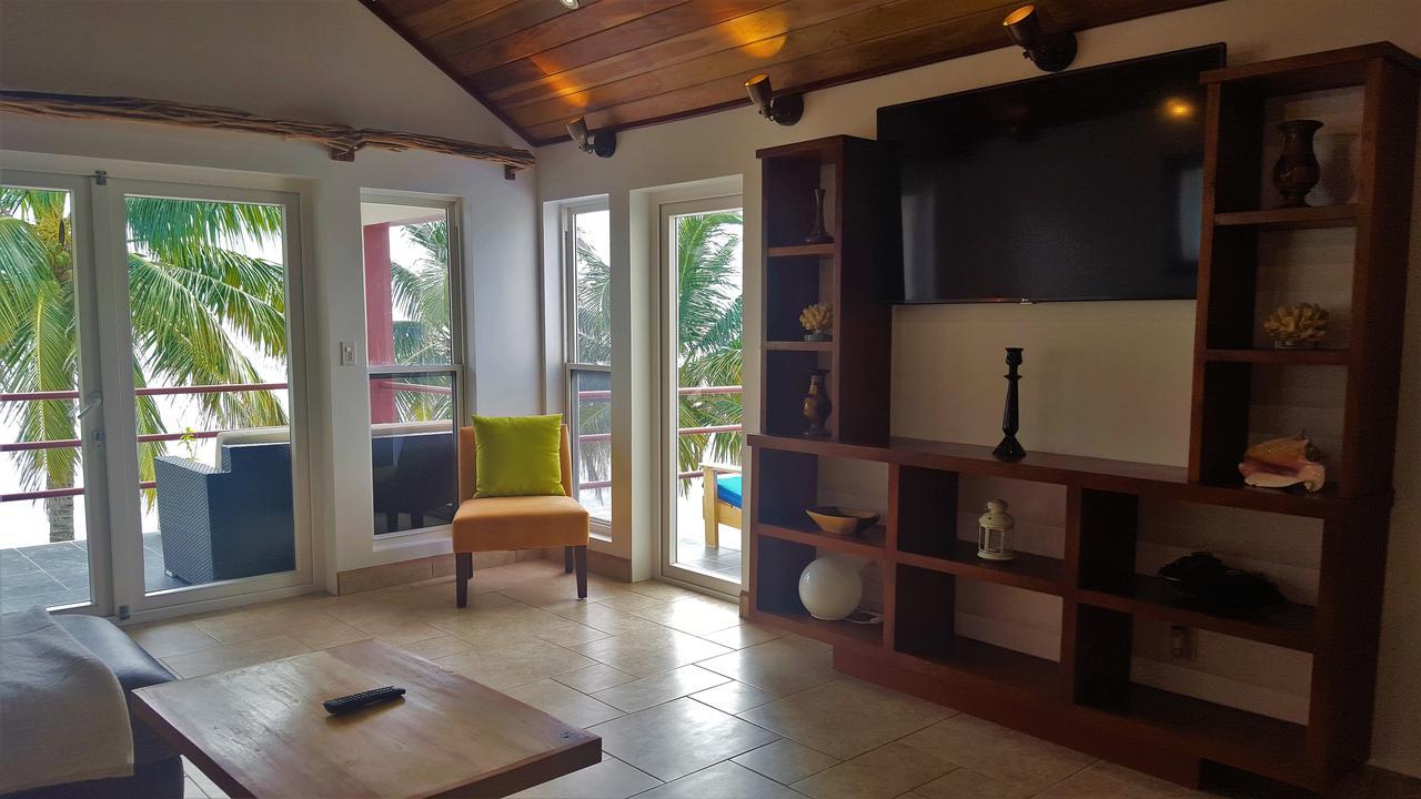 Tres Cocos Resort San Pedro  Exterior photo