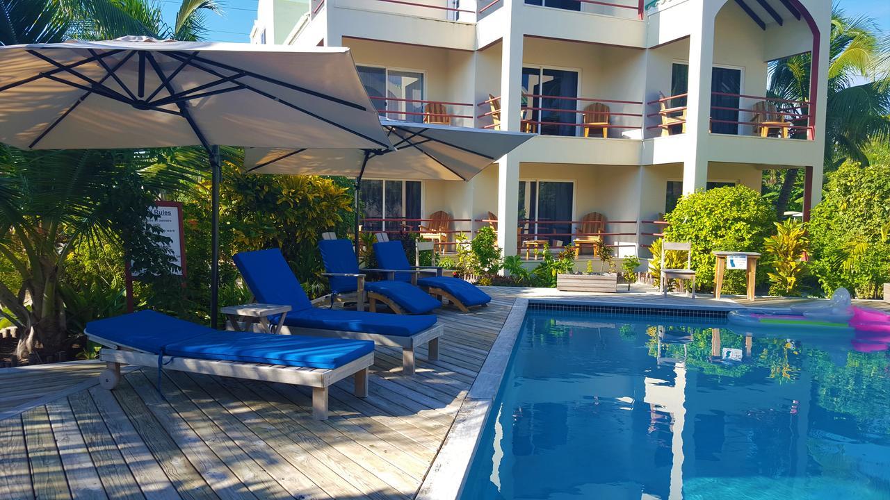 Tres Cocos Resort San Pedro  Exterior photo