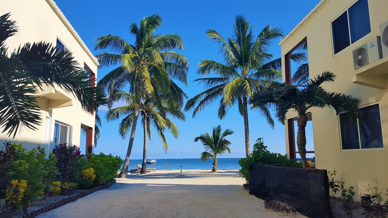 Tres Cocos Resort San Pedro  Exterior photo