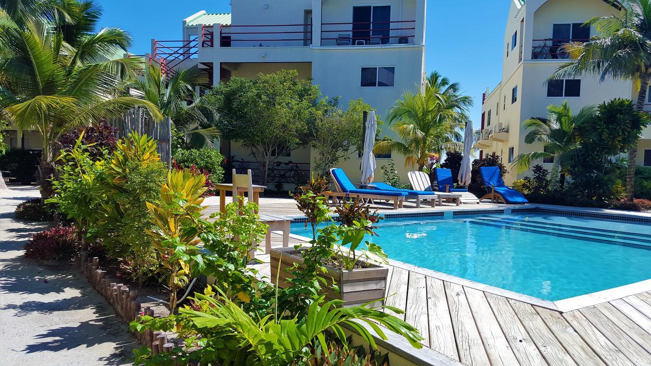Tres Cocos Resort San Pedro  Exterior photo