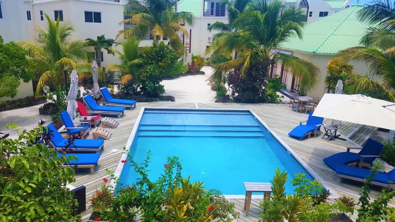Tres Cocos Resort San Pedro  Exterior photo