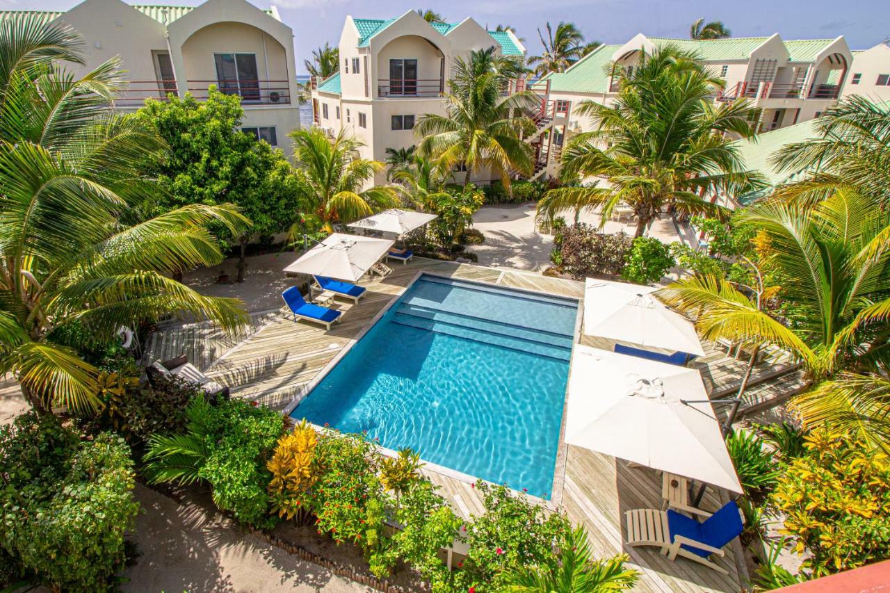 Tres Cocos Resort San Pedro  Exterior photo