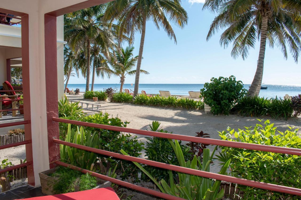 Tres Cocos Resort San Pedro  Exterior photo